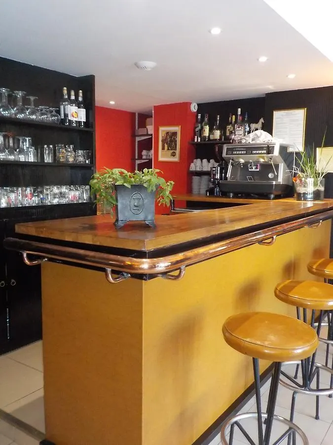 ** Hotel Hôtel de Bretagne Dol centre ville Dol-de-Bretagne Francia