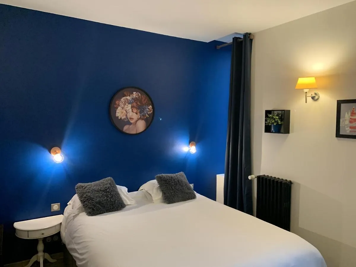 Hotel De Bretagne Dol Centre Ville - Hotel Et Restaurant Dol-de-Bretagne